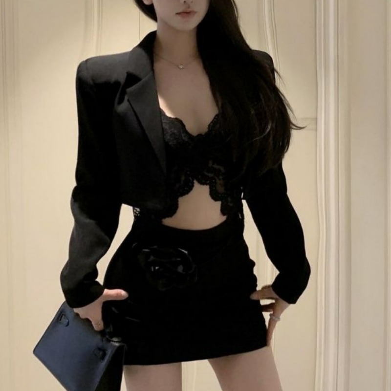 Blazer de printemps noir en de - Lace Bralette Set avis et prix