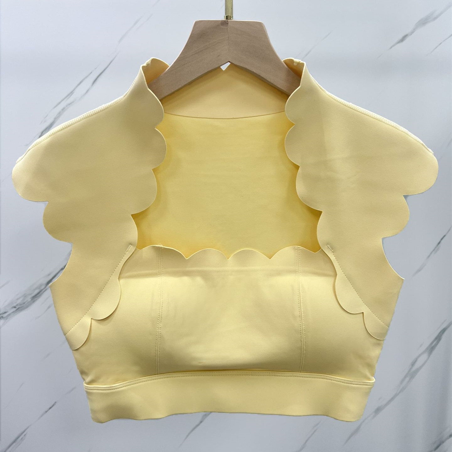 Débardeur de sport ondulé pour - Sports Bra Racerback avis et prix